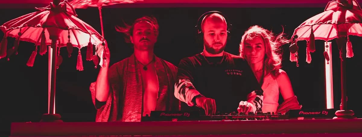 31.10 TOTEM x OMMA (Halloween surrounded by waterfalls) previews banner